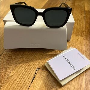 GENTLE MONSTER Dear 01 sunglasses
